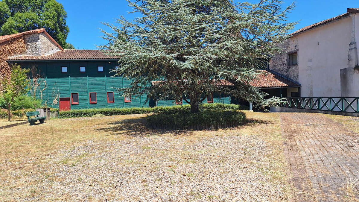 20250711_143643 - Maison à SAINT-PARDOUX-LA-RIVIERE