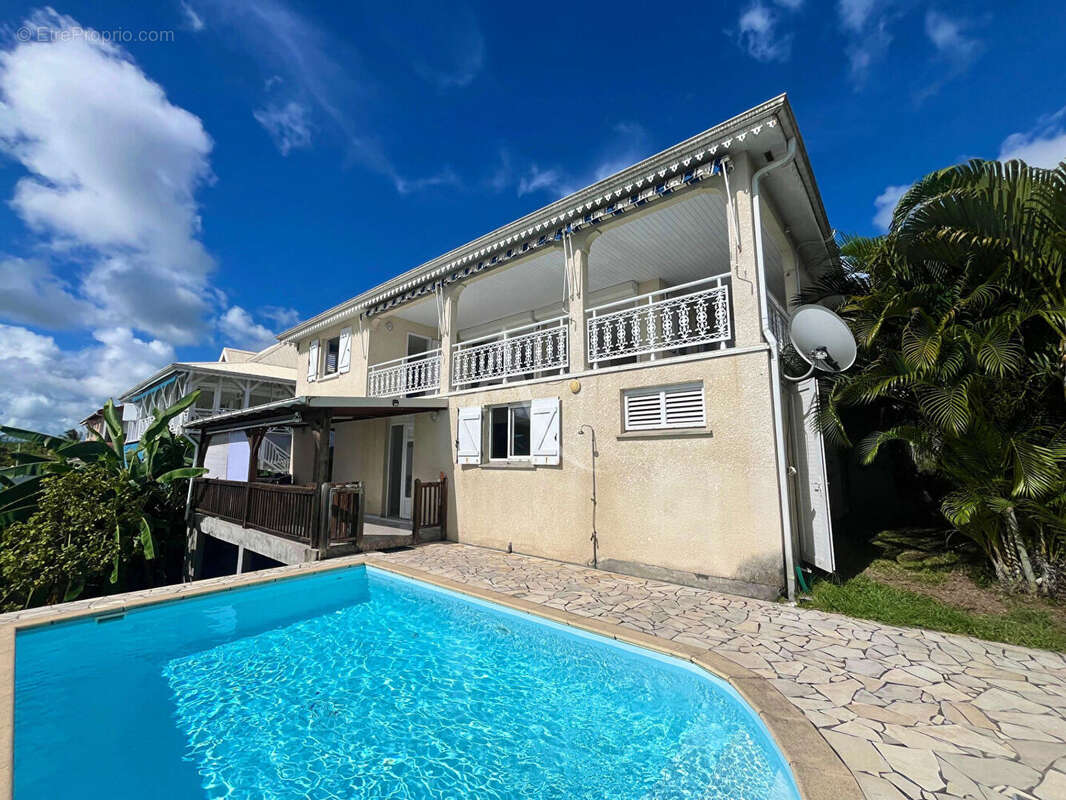 Maison à SAINTE-LUCE