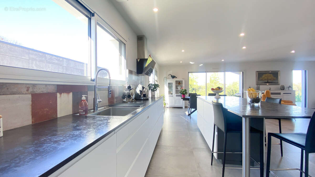 Maison à SAINT-VINCENT-SUR-JARD