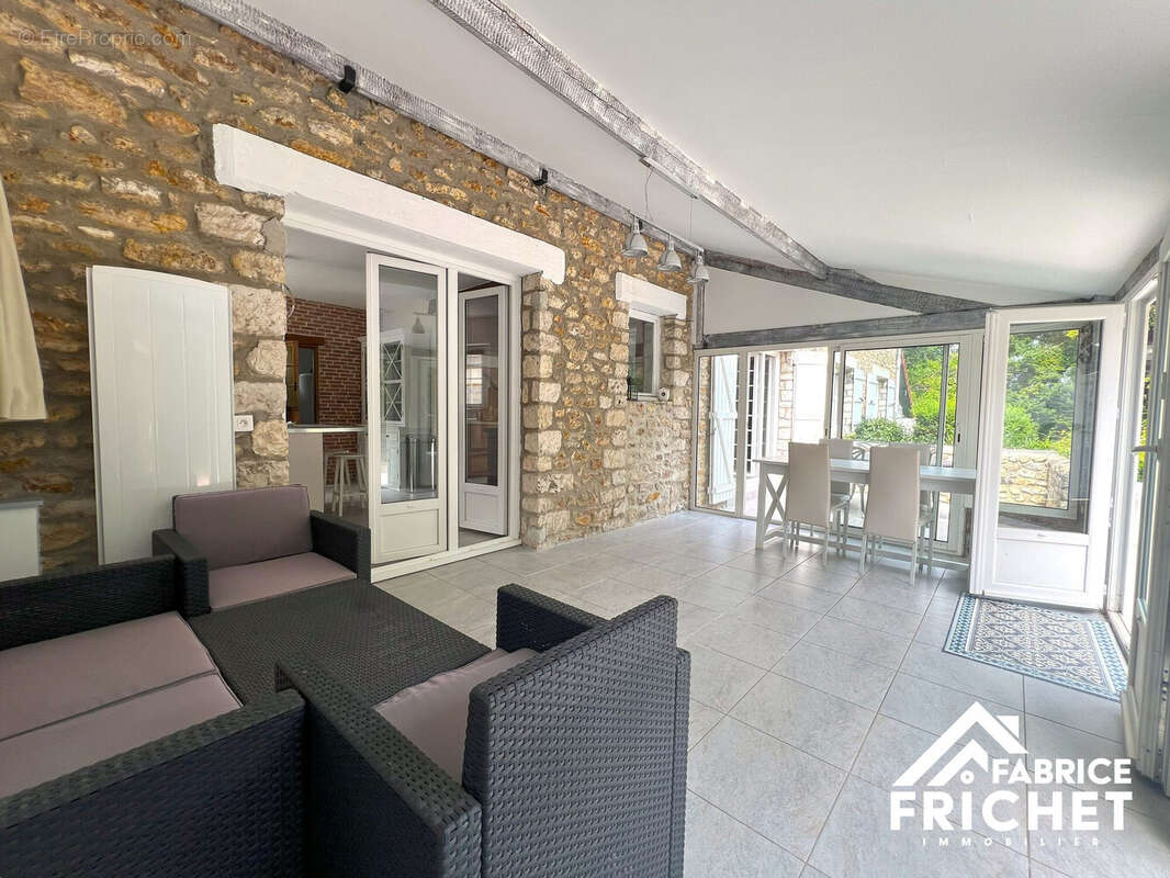 Maison 210 m² à Blaru  - photo 4