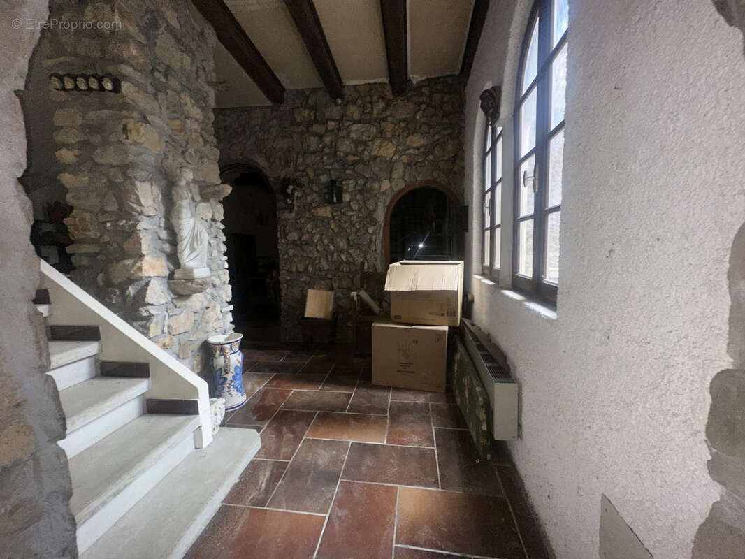 Maison à THEZAN-DES-CORBIERES
