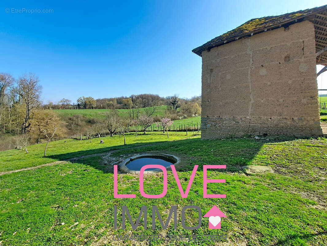 *** SOUS OFFRE ***  ENSEMBLE IMMOBILIER Maison dauphinoise de 179 m2 avec de nombreuses dépendances - photo 5