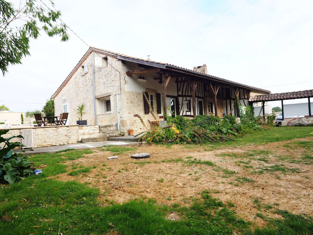 Maison à SAMAZAN