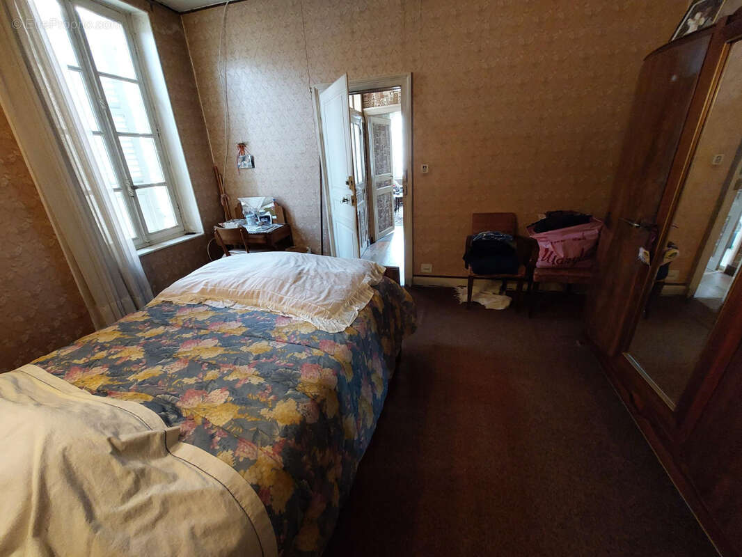 Maison à SOUVIGNY