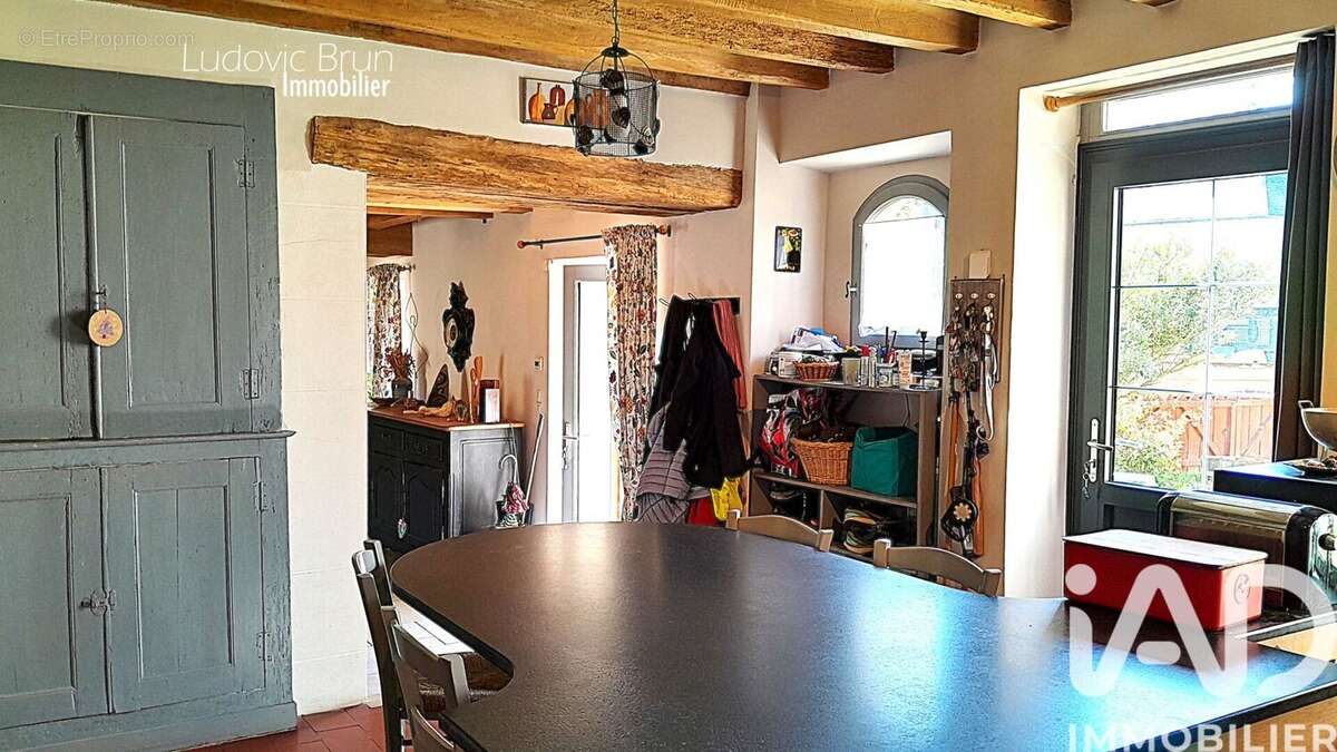 Photo 4 - Maison à SOUGERES-EN-PUISAYE
