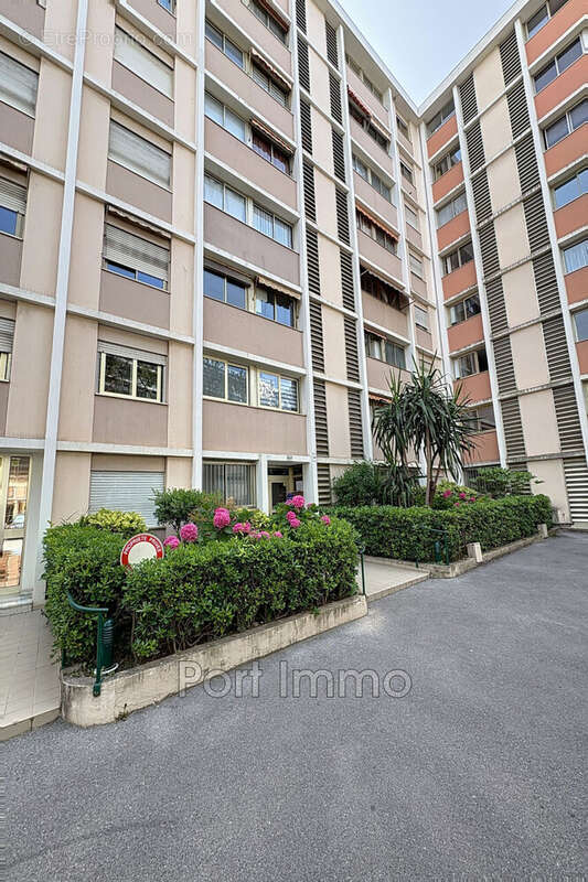 Appartement à CAGNES-SUR-MER