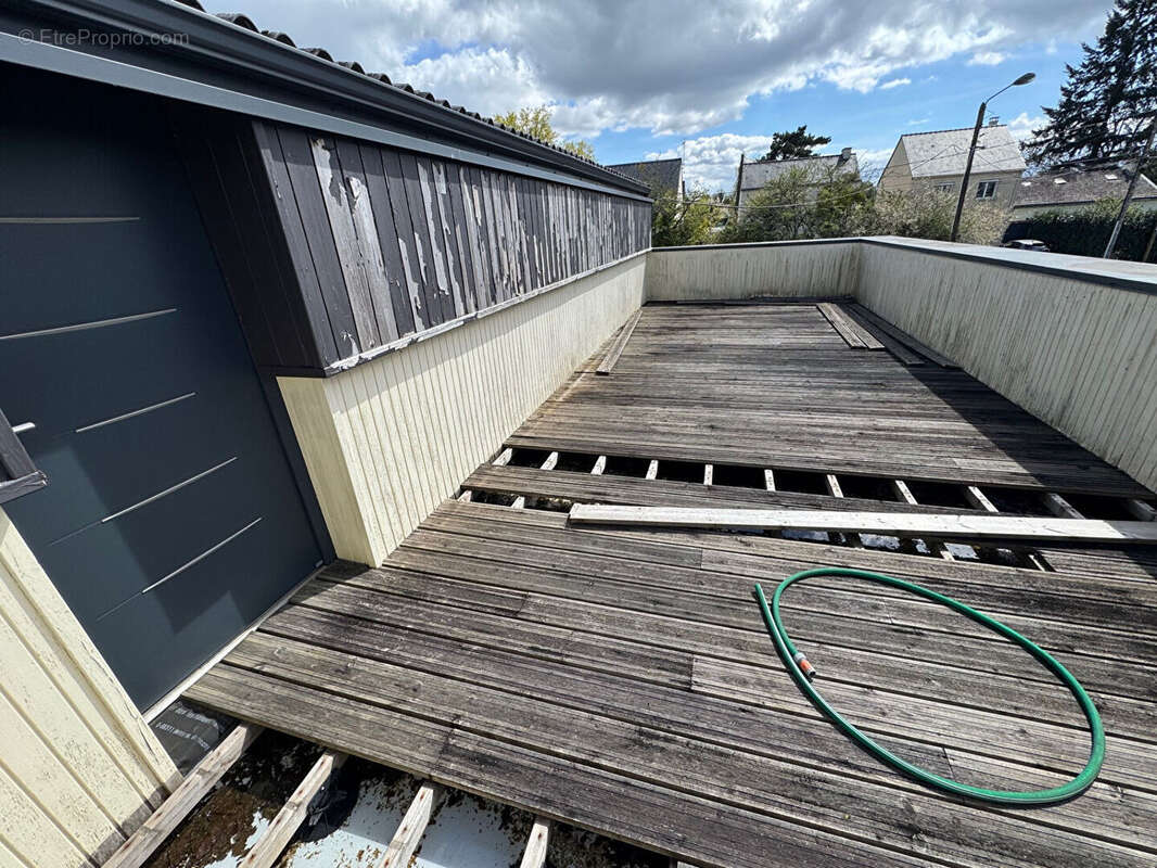 Commerce à TREILLIERES