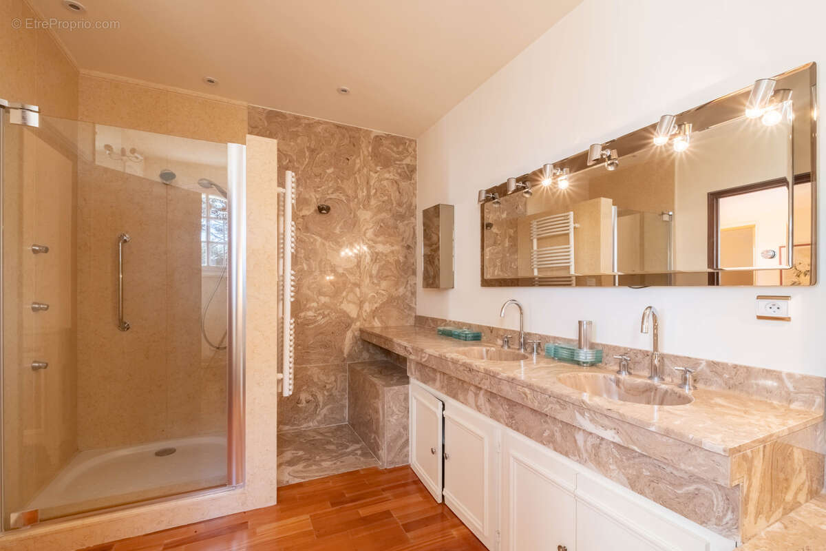 Maison à BEAUMES-DE-VENISE