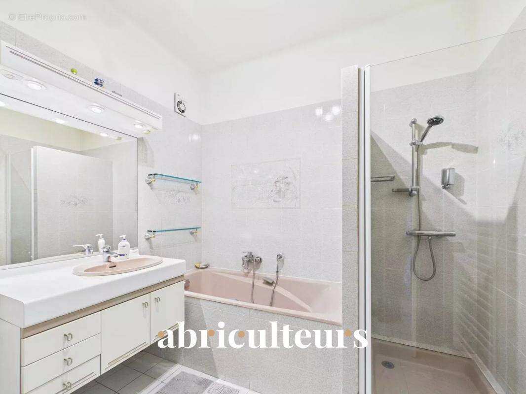 Appartement à LYON-4E