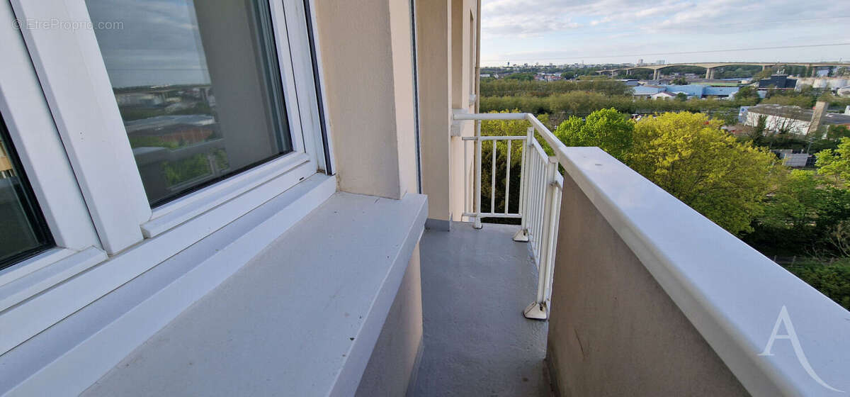 Appartement à MONDEVILLE