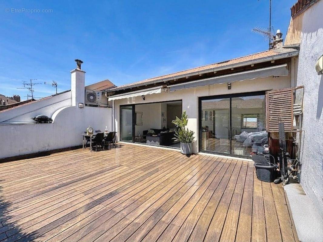 Appartement à CANNES