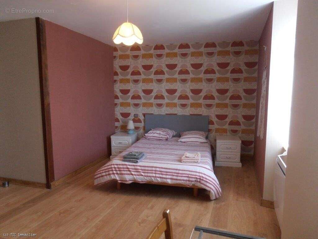 Maison à SAUZE-VAUSSAIS