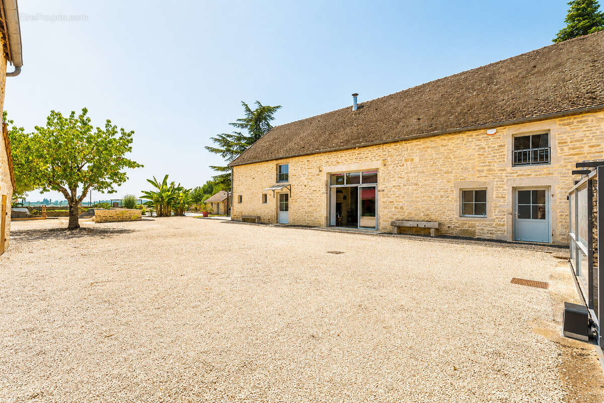 Maison à BEAUNE