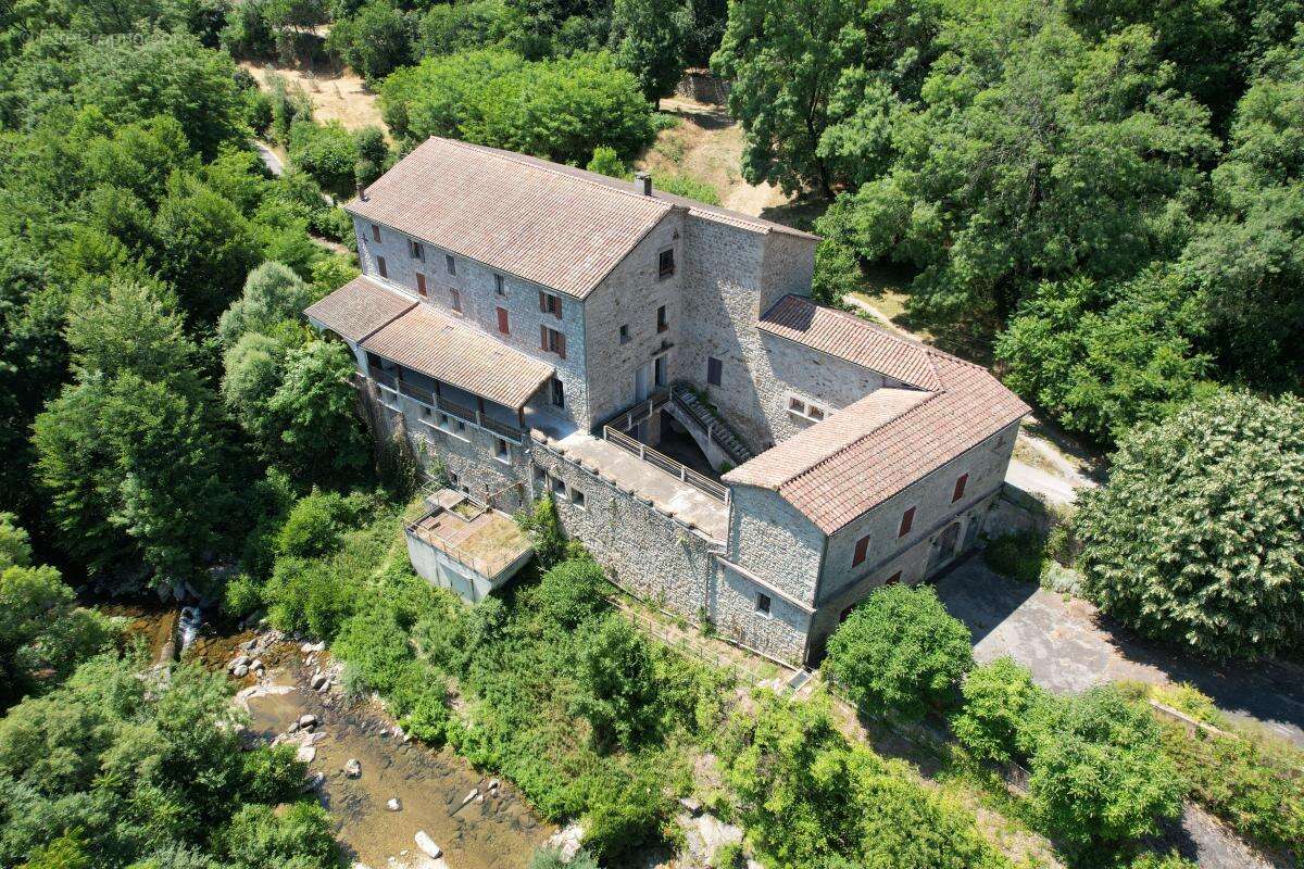 À vendre – ancien centre de vacances – écrin de verdure et calme absolu - photo 2