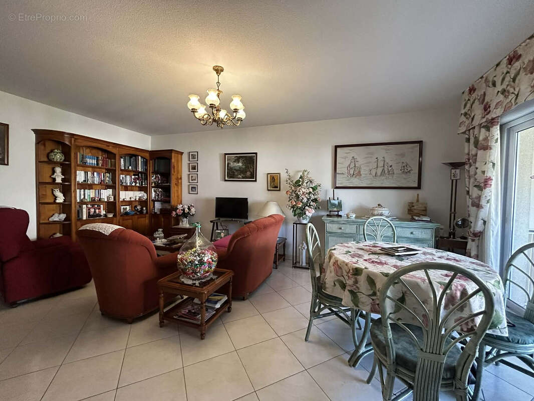 Appartement à SAINT-RAPHAEL