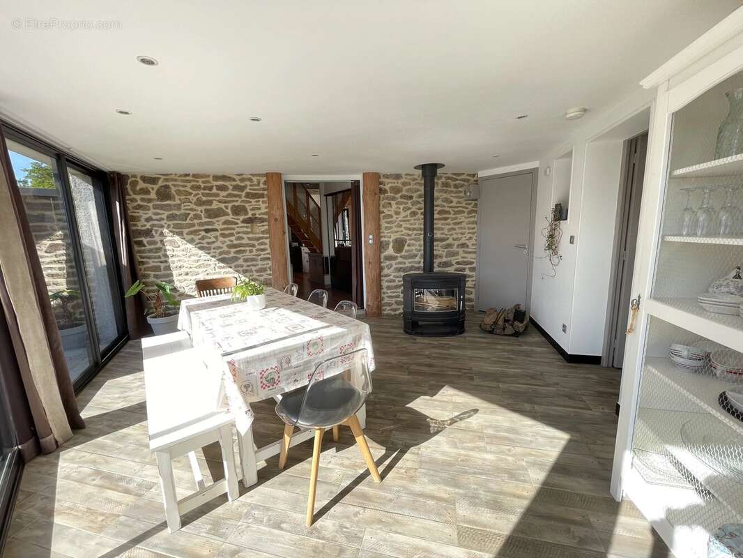 Maison à PLEUDIHEN-SUR-RANCE