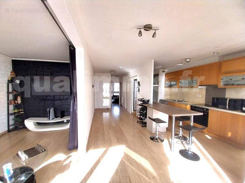 20251103_120905-2 - Appartement à CLERMONT-FERRAND