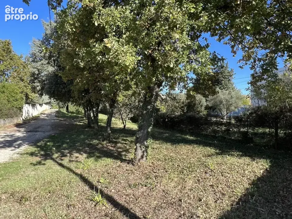 Terrain 750 m² à vendre à Brignoles (83170) - photo 3