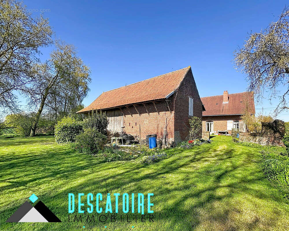 Maison à LE DOULIEU