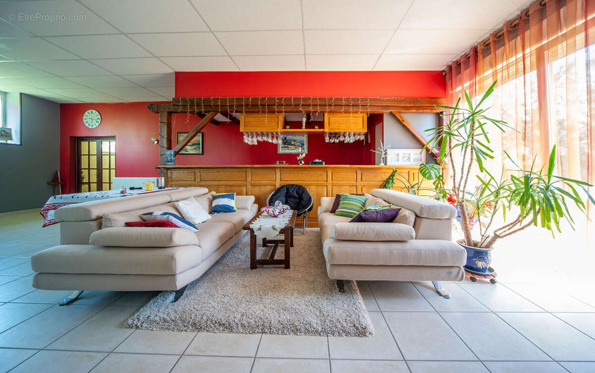 Maison à REMILLY-SUR-TILLE