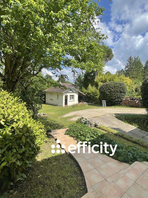 Maison à FONTAINE-LE-PORT