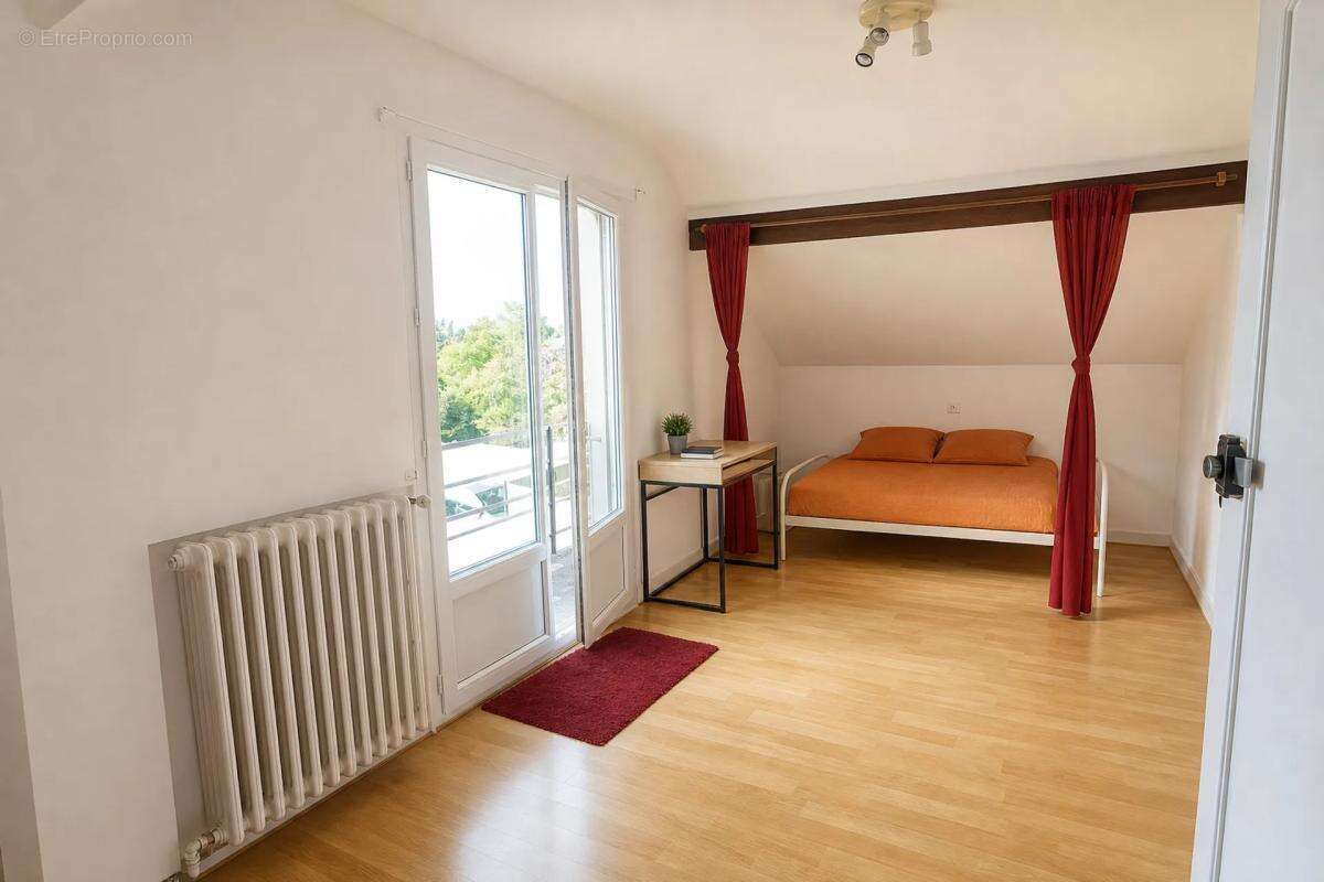 Maison à CARRIERES-SUR-SEINE