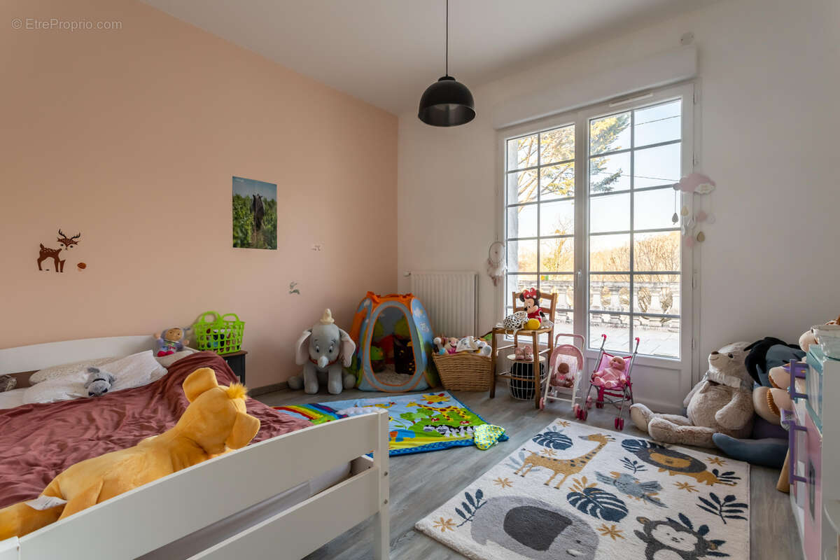 Maison à SAINT-MAURIN