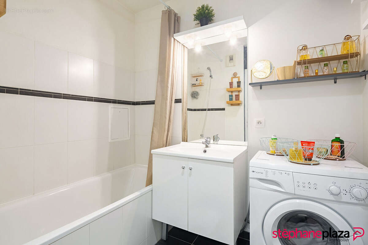 Appartement à COLOMBES