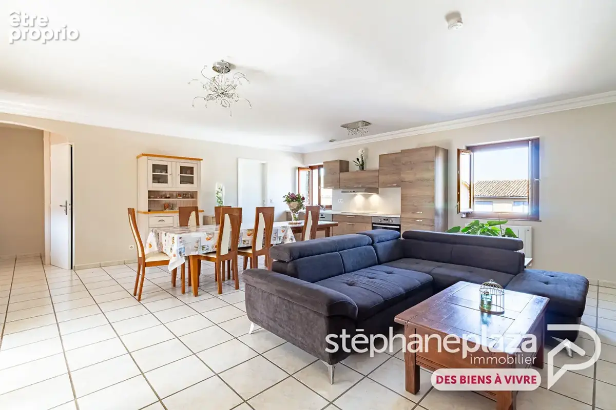 À vendre  appartement 3 pièces de 71 m²  saint-georges-de-reneins - photo 4