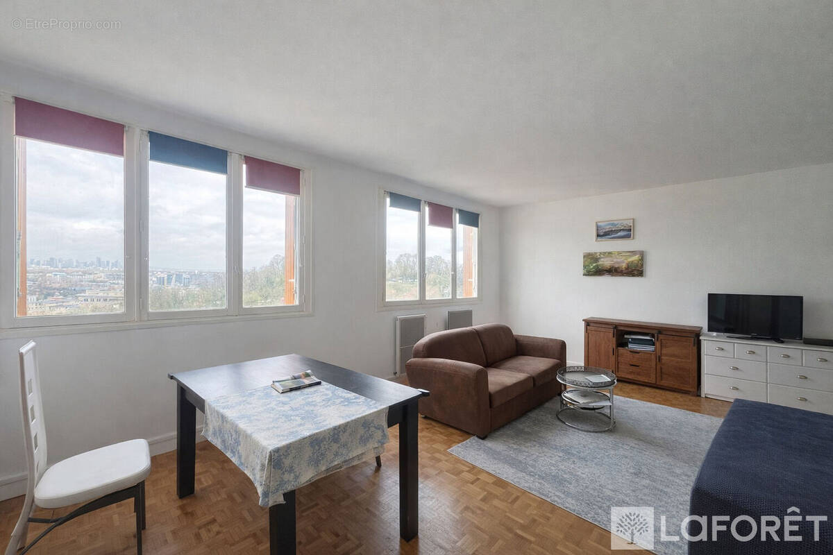 Appartement à SEVRES