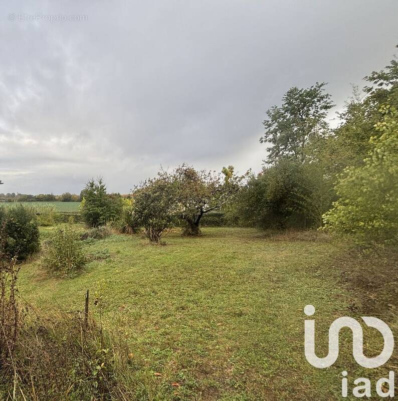 Photo 1 - Terrain à CORBARIEU