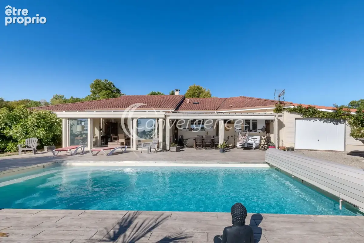 Photo Maison à Nieul au prix de 377 000€