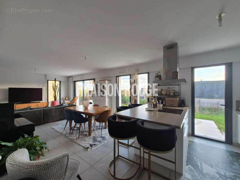 Maison à PLOUER-SUR-RANCE