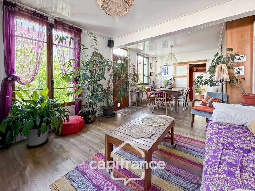 Coup de coeur - Charmante Maison 3 pièces 74 m² avec jardinet-Garage-Proche de toutes commodités - photo 5