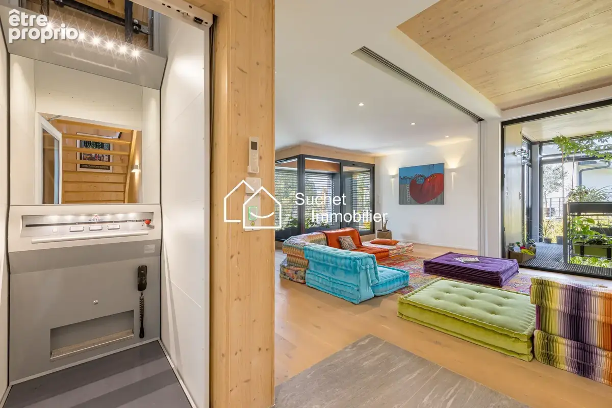 Annecy-le-Vieux, proximité Albigny   Maison d'architecte bioclimatique avec ascenseur & rooftop - photo 10