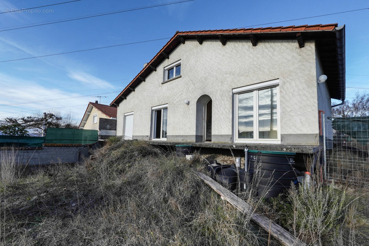 Maison à PONT-DU-CHATEAU