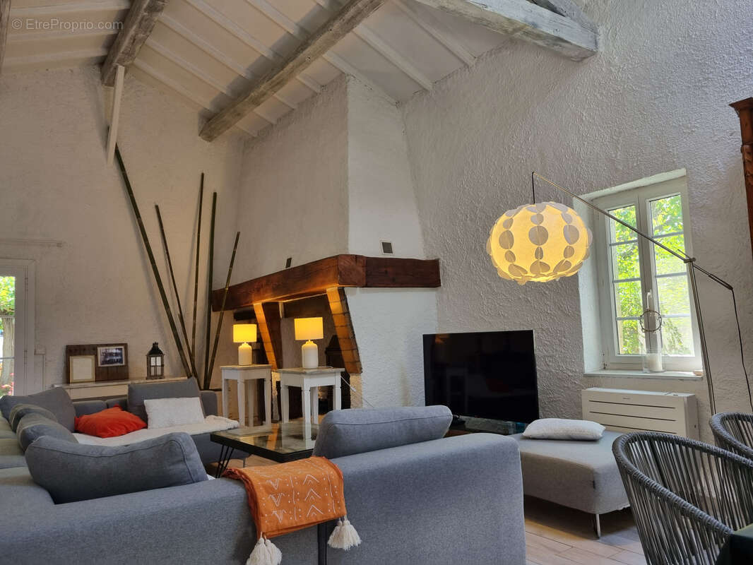 Le trésor caché: Belle propriété aux portes de Gruissan, un bien d'exception avec 24 690m2 de terrain! - photo 11