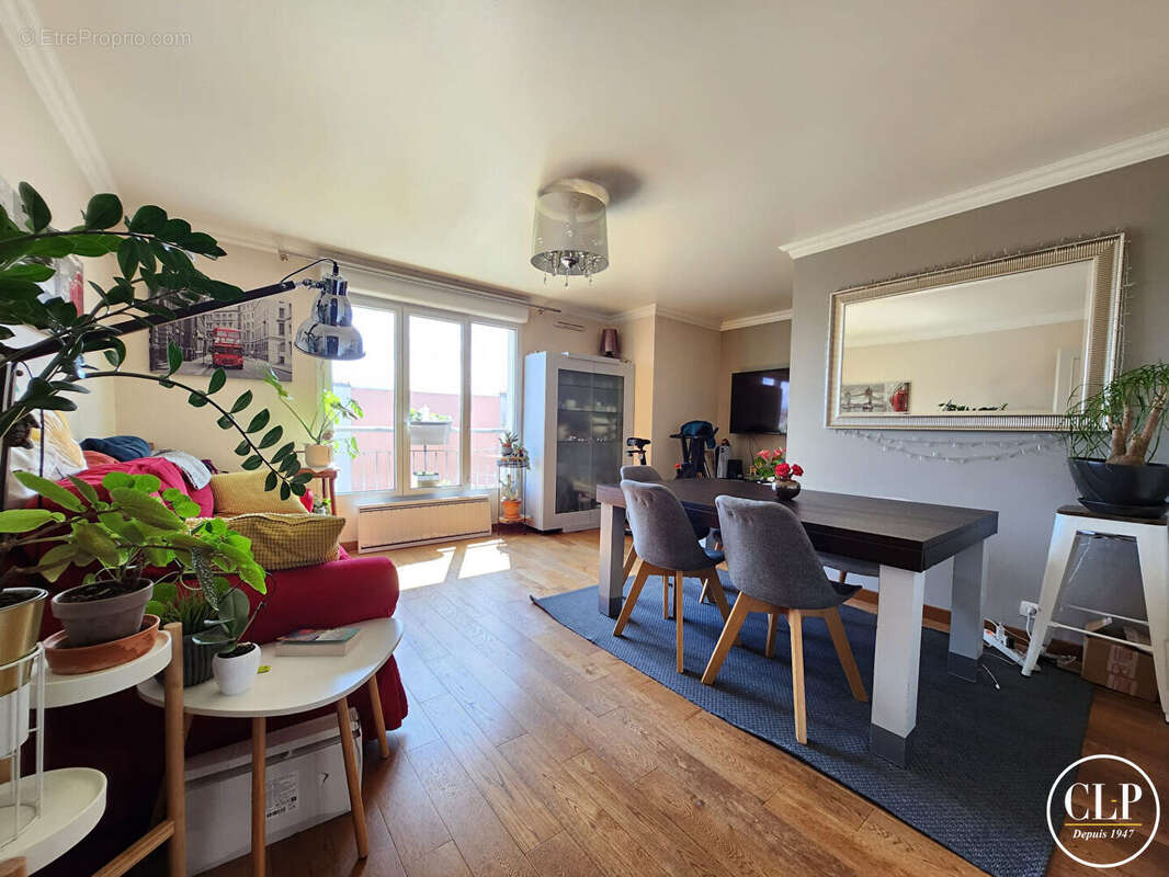 Appartement à FONTENAY-SOUS-BOIS