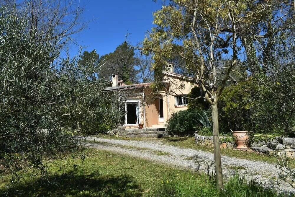 Maison à FAYENCE