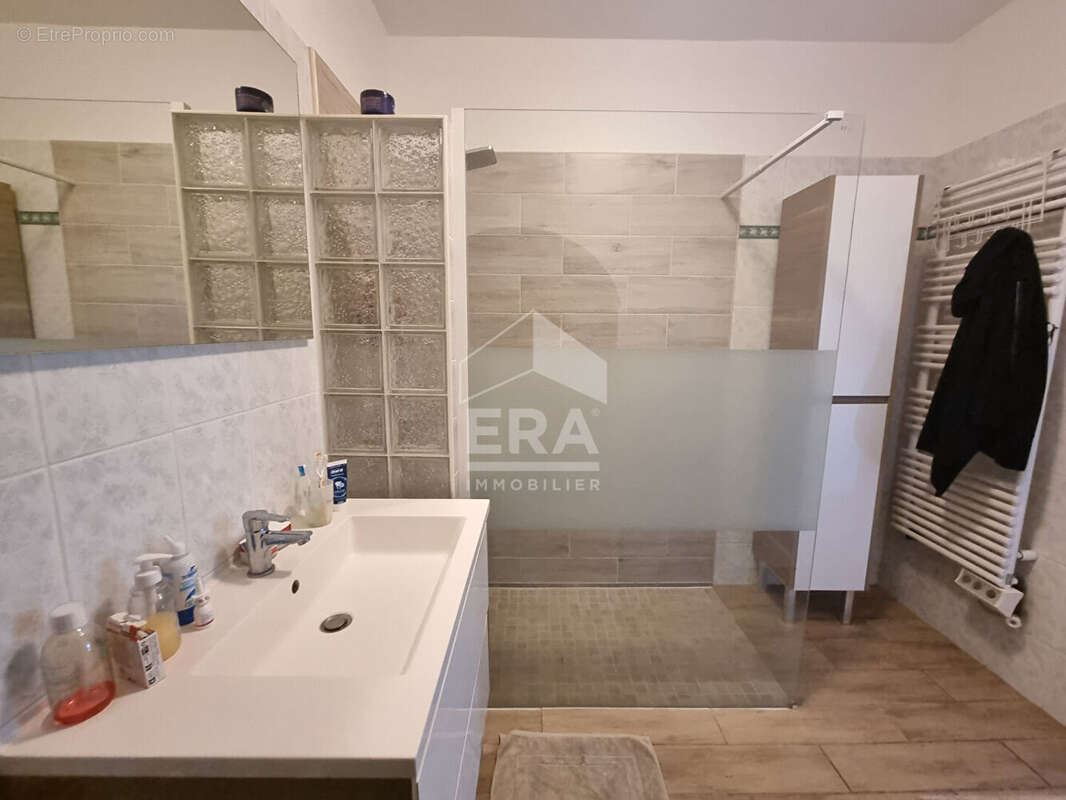 Maison à NEUILLY-SUR-MARNE