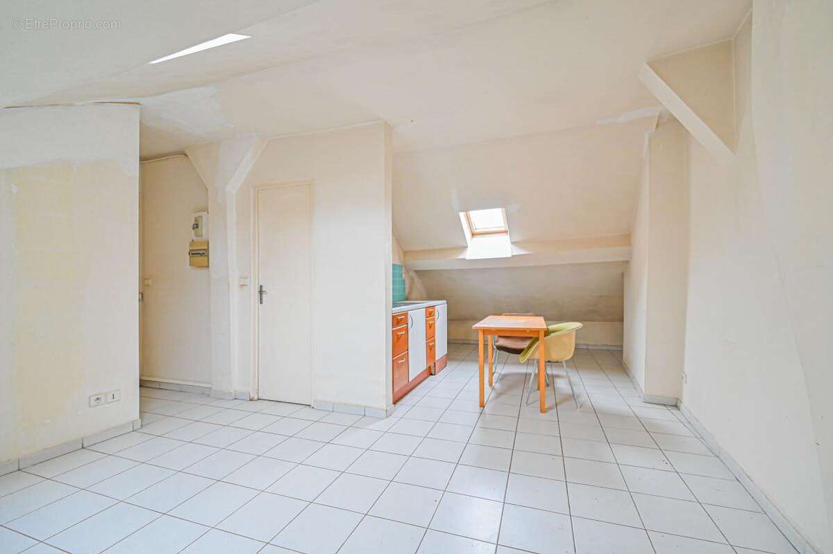 Appartement à PARIS-12E