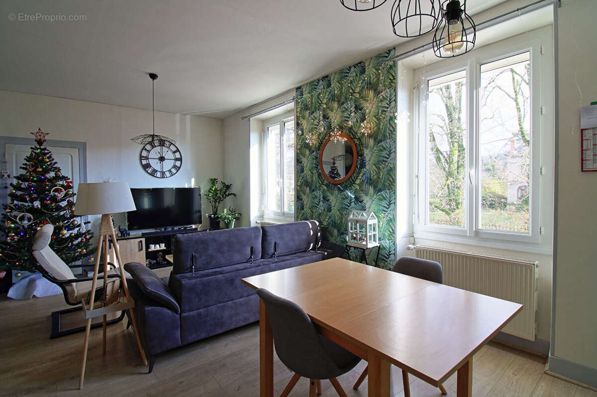 Appartement à CHAMPIER