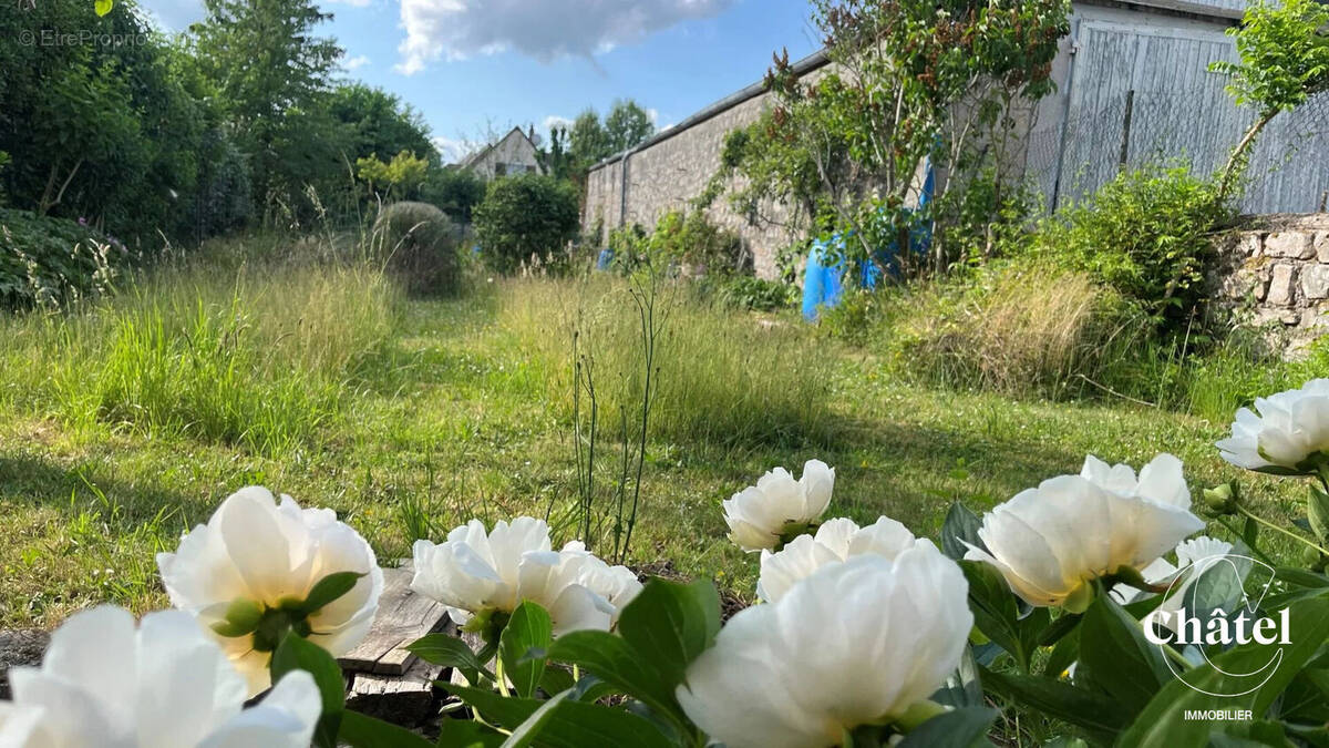 Terrain à MAGNY-EN-VEXIN