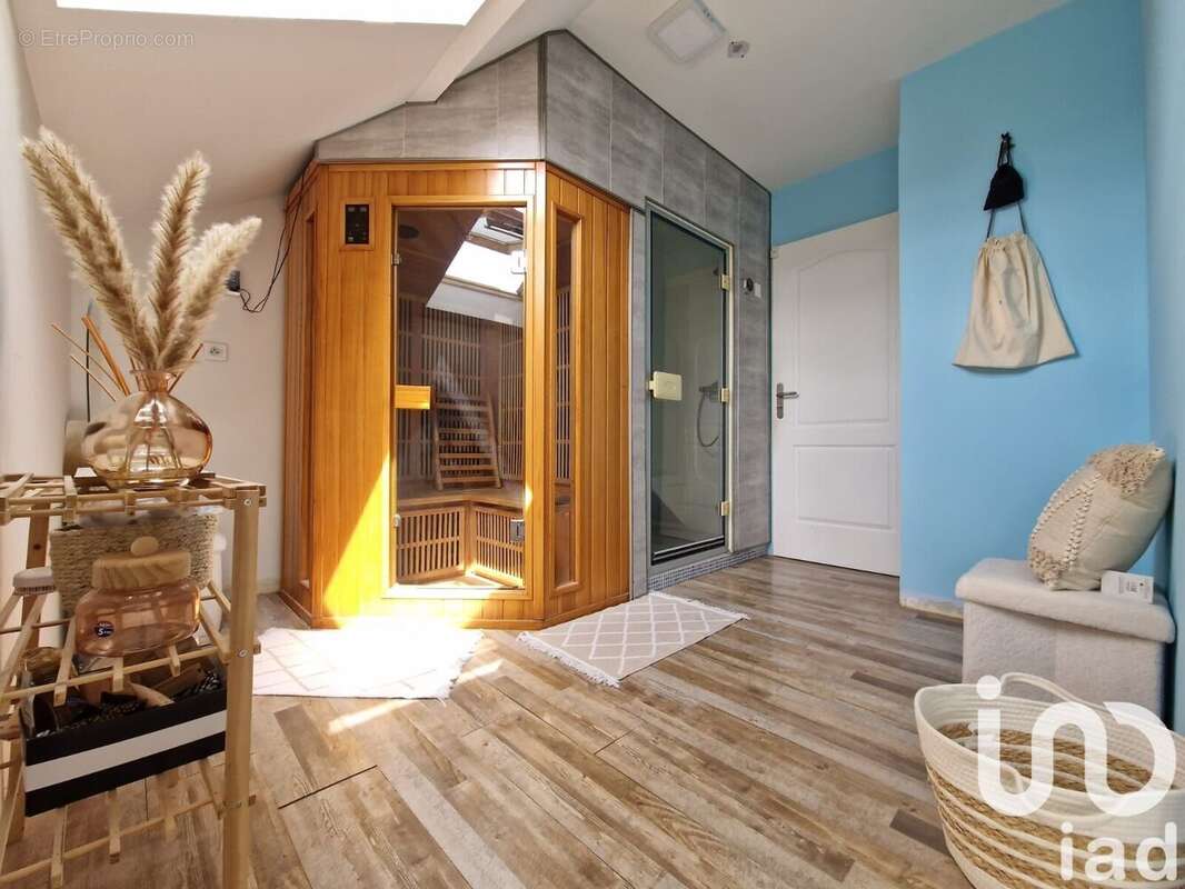 Photo 3 - Maison à JUZIERS