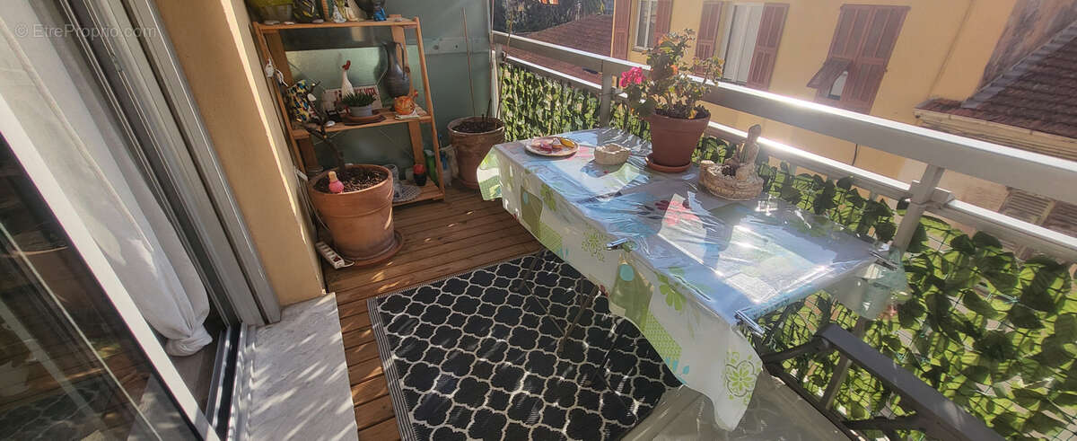 Appartement à MENTON