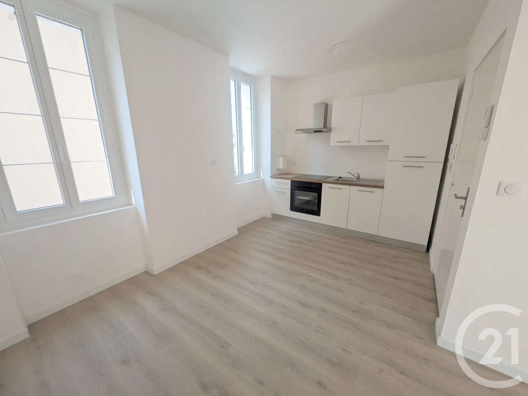 Appartement 21 m² à Toulon  - photo 3