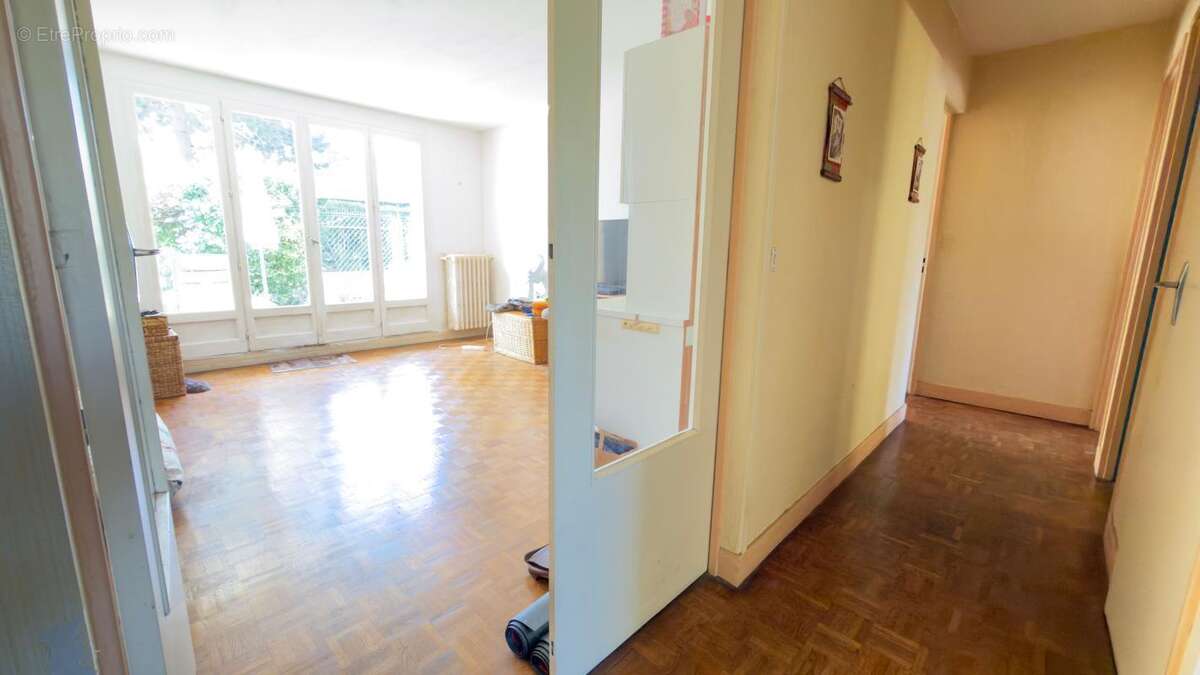 Appartement à NEUILLY-PLAISANCE