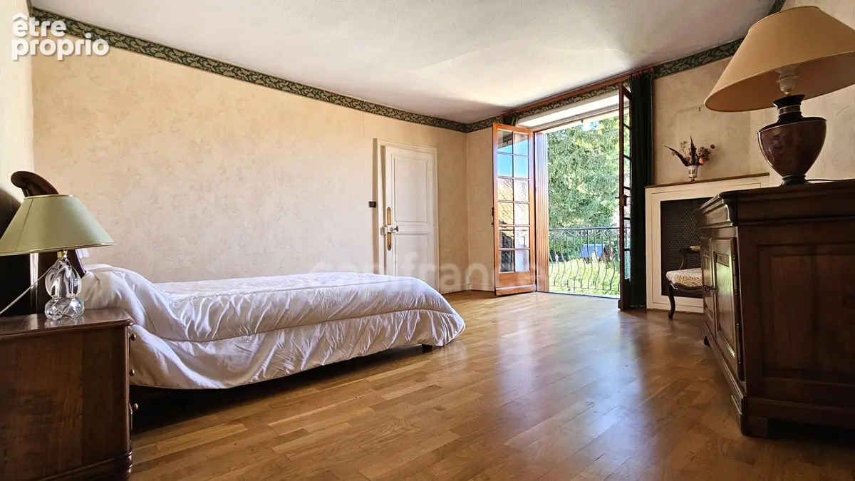 A vendre Maison en Pierre 8 pièces ETAMPES (91) - photo 13