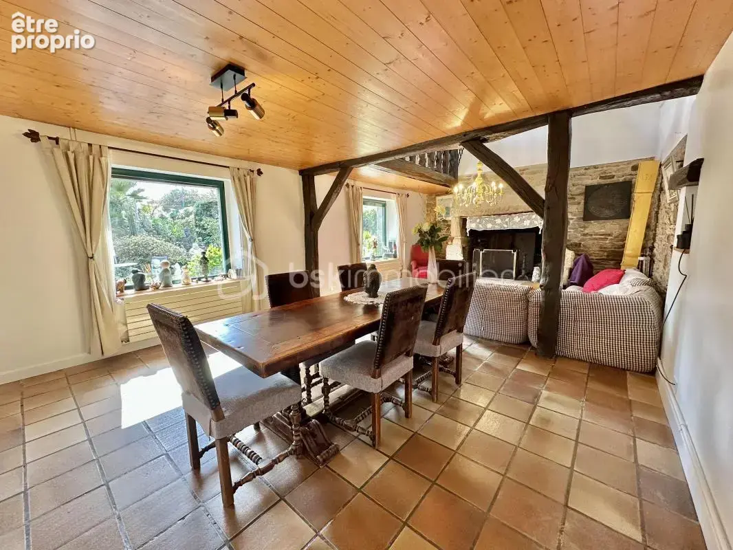 Longère de caractère rénovée – DPE B – 180 m² à Fouesnant - photo 3