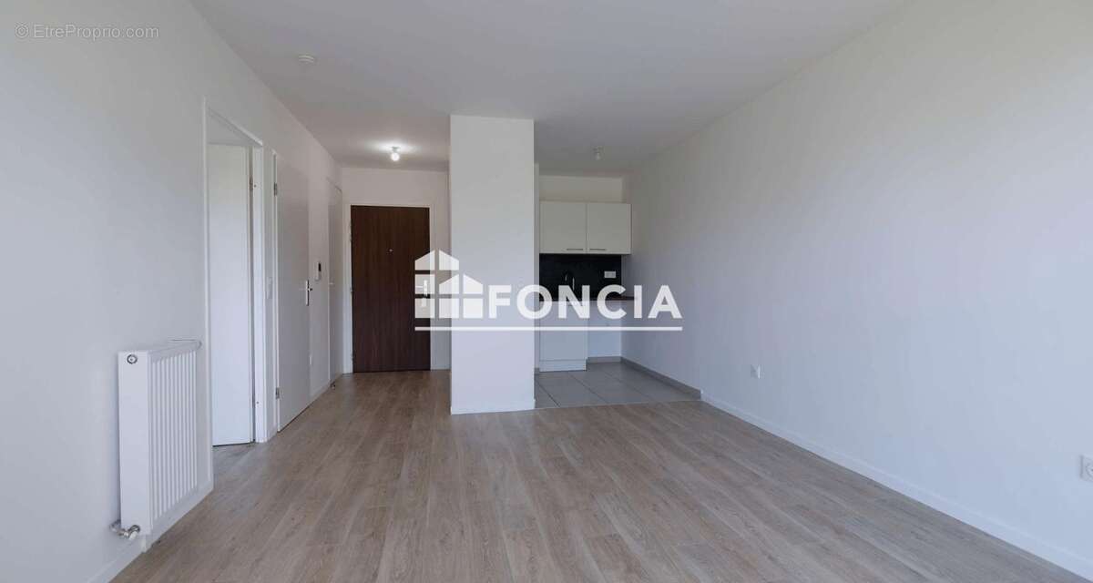 Appartement à DAMMARIE-LES-LYS
